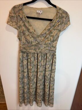 Mimi Maternity Sage Green Floral Wrap-Style Maternity Dress, S